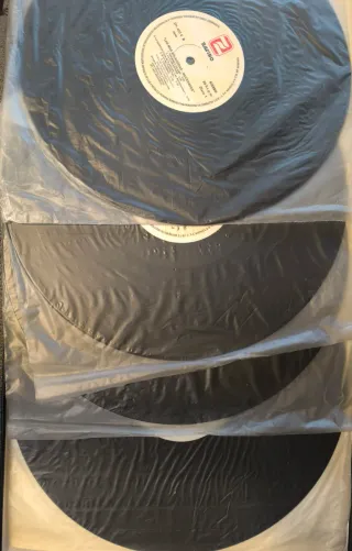 Mocedades - Álbum de Oro - 40 Éxitos. 4 Vinilos