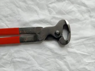 Herramientas de herraje para caballos