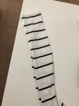 Camiseta Shein Rayas Blanca y Negra Talla XS