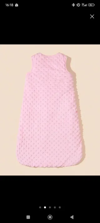 Saco de bebé rosa con cremallera