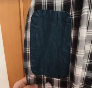 Camisa Guess Cuadros con Parches