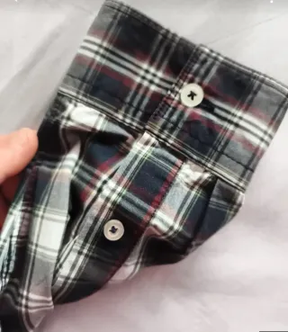 Camisa Guess Cuadros con Parches