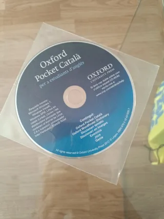 Diccionari Oxford Pocket Català per a estudiant...