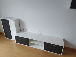 Mueble TV modular blanco y negro
