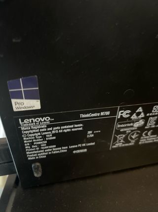 Lenovo M700 32GB RAM 128GB SSD