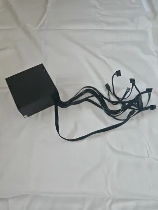 Alimentatore PC ADJ 650W