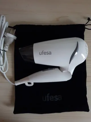 Secador de pelo, Ufesa. Viaje 1200W. Blanco Nuevo