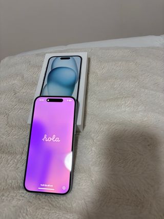 iPhone 15 Azul/Blanco Como Nuevo