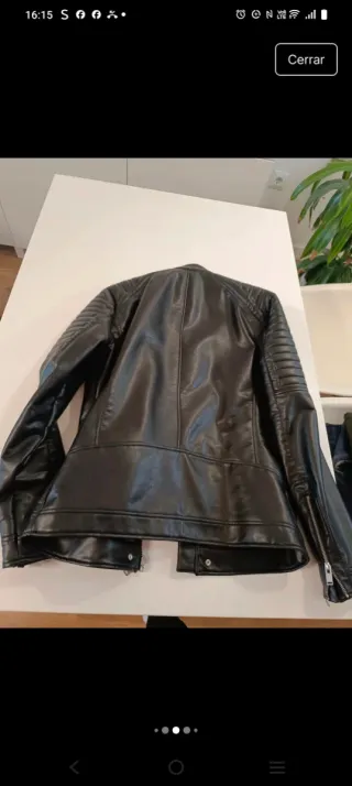 Chaqueta ZARA Piel Negra Talla L con etiquetas