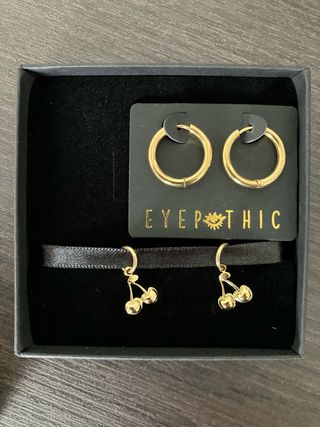 Pendientes Aro Dorados con Colgante Cereza