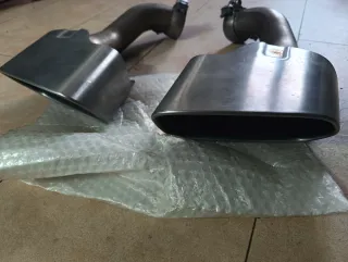 Colas escape Porsche Cayenne E1