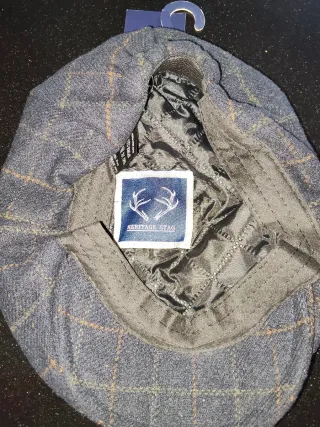 Boina Heritage Stag cuadros gris. Escocia.