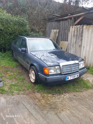 Mercedes-Benz 230e 1991