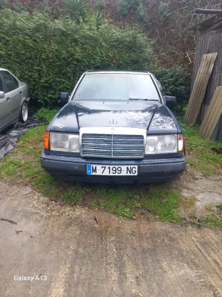 Mercedes-Benz 230e 1991