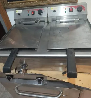 Freidora eléctrica Doble EUTRON EF-162V 16+16L