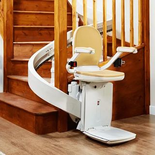 SALVAESCALERAS EN PALENCIA · SOLUCIONES DE ACCESIB