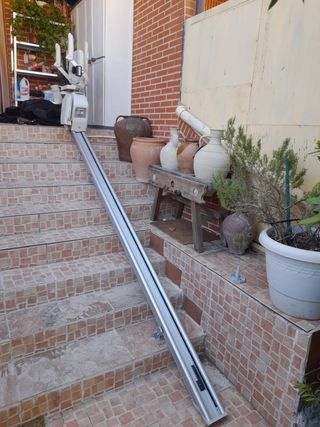 SALVAESCALERAS EN PALENCIA · SOLUCIONES DE ACCESIB