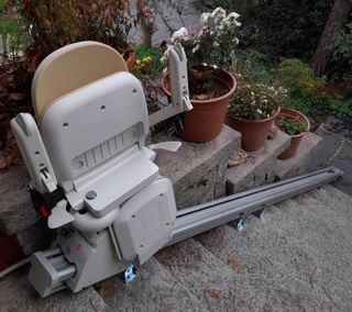 SALVAESCALERAS EN PALENCIA · SOLUCIONES DE ACCESIB