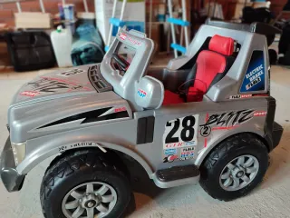 Coche a batería Feber 12V