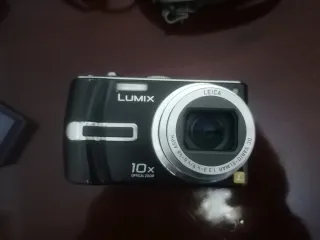 Cámara Digital Panasonic Lumix Negra/Plateada