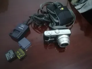 Cámara Digital Panasonic Lumix Negra/Plateada