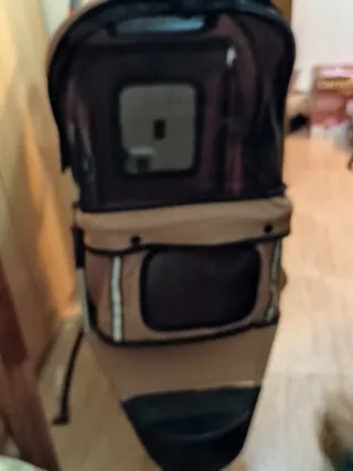 Cochecito para perros rosa y marrón