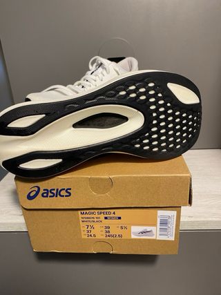 Asics Magic Speed 4 Talla 39