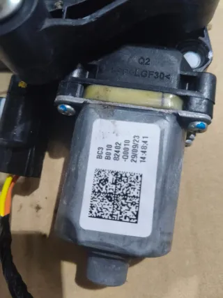 Elevalunas Delantero Derecho Hyundai i20 T-GDI BC3