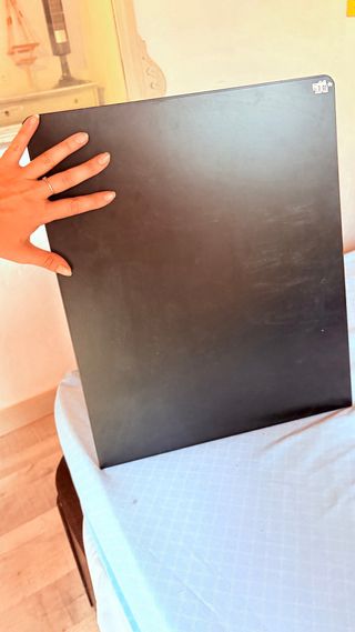 Expositor de imanes de mesa negro