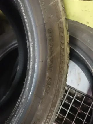 Neumáticos Bridgestone 215/50 R18 92W  Dot 2023