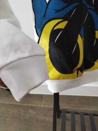 Sudadera Minnie Mouse L lentejuelas roja.