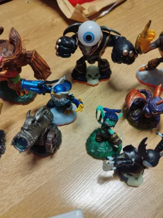 Skylanders Giants Portal + Figuras + Juego Wii