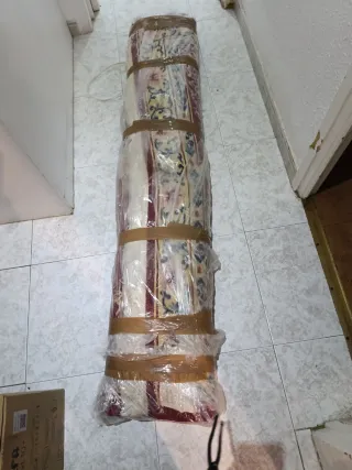 Alfombra artesanal lana 2.40x1.70 abierta para fot