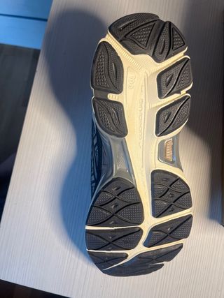 Asics Gel NYC Nuevas Gris/Blanco Talla 42,5