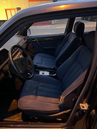 Mercedes-Benz W124 1991