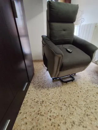 Divano relax elettrico grigio