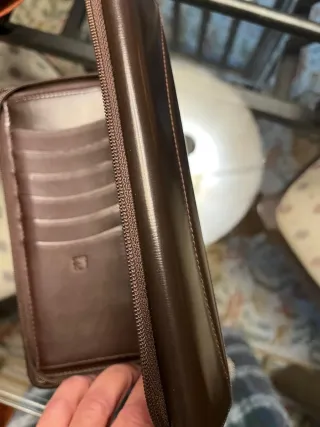 Cartera Loewe marrón de piel