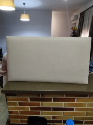 Cabecero de tela beige