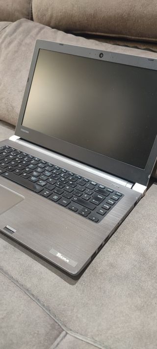 Toshiba i5 16GB SSD