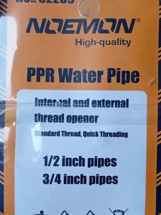 Filiera per tubi in PVC. Idraulica