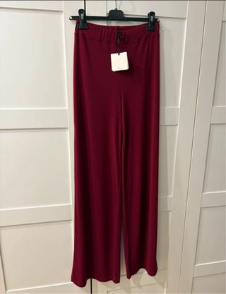 Pantaloni rossi a gamba larga