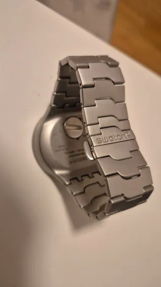 Orologio Swatch Scarlet Shimmer Nuovo