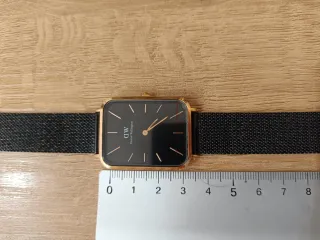 Reloj Daniel Wellington Negro/Dorado