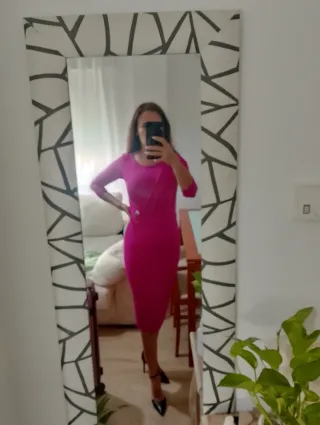 Vestido fucsia elegante talla S