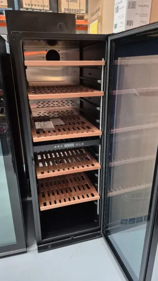 Vinoteca Millesime 190BD