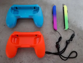Accessori Nintendo Switch, impugnature e cinture