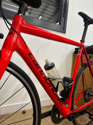 Bicicleta Cannondale CAAD 12 Shimano 105 Roja