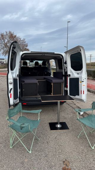 Ford Transit Custom 2018 + Mueble camper