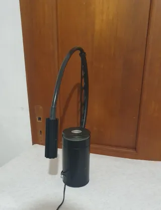 Lampada da tavolo design nero