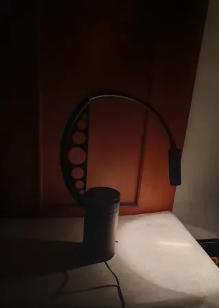 Lampada da tavolo design nero